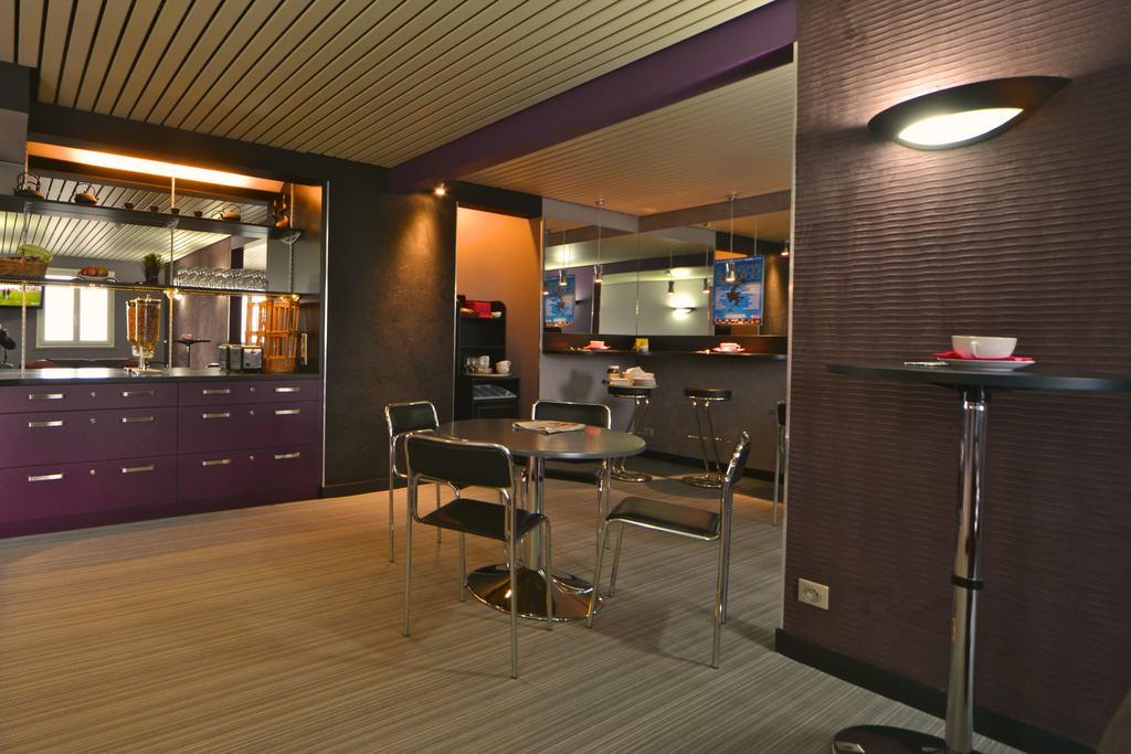 Hotel Logitel Saint-Doulchard 외부 사진